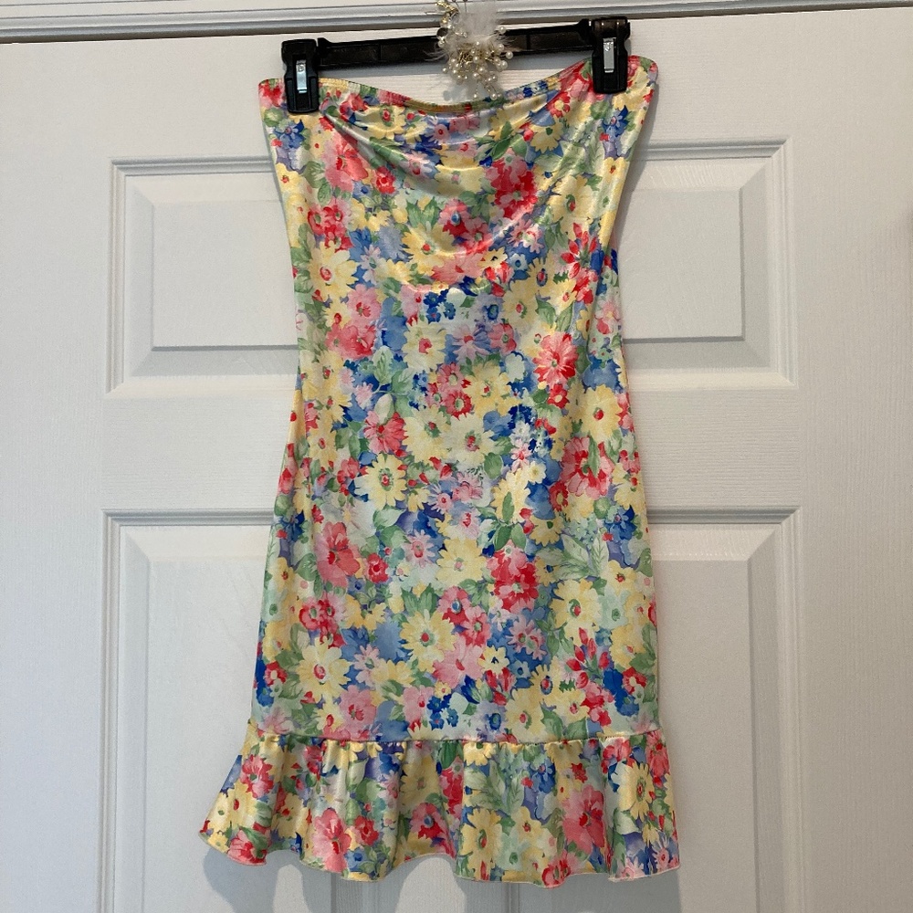 Designs by Lucy Small colorfulFlower dress strapless